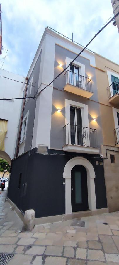 Just Here Apartments - Lascia Fare A Dio Bari Eksteriør bilde